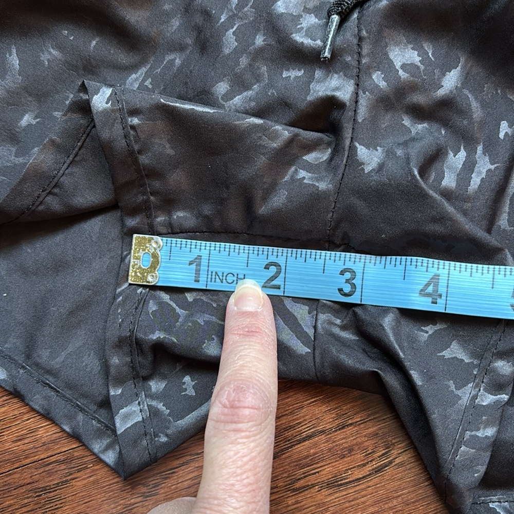 Zyia Bomber Shorts - Black Leopard - Size M - Picture 8 of 8